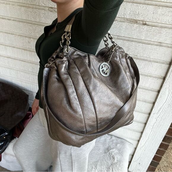 MICHAEL KORS Silver Metallic Lillie Fulton Tote Shoulder Bag - Picture 8 of 10